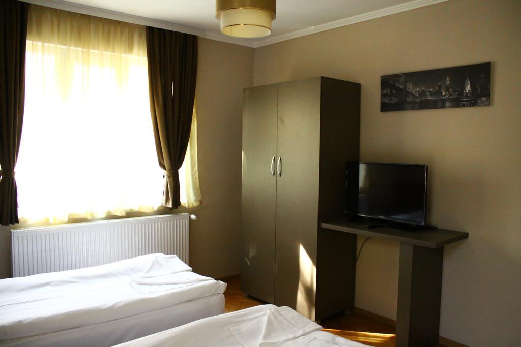 Guest House Central Kŭrdzhali Eksteriør bilde